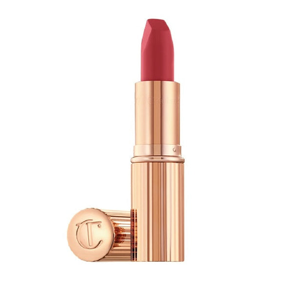 Matte Revolution Gracefully Pink Rossetto 3.5 g